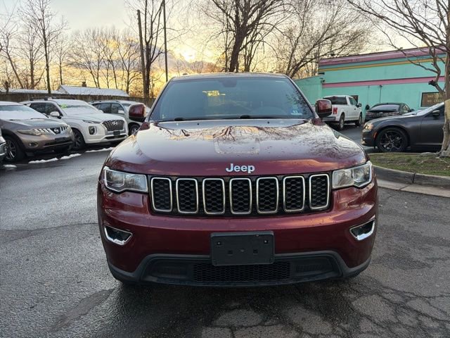 Used 2020 Jeep Grand Cherokee Laredo AWD/4WD image 2