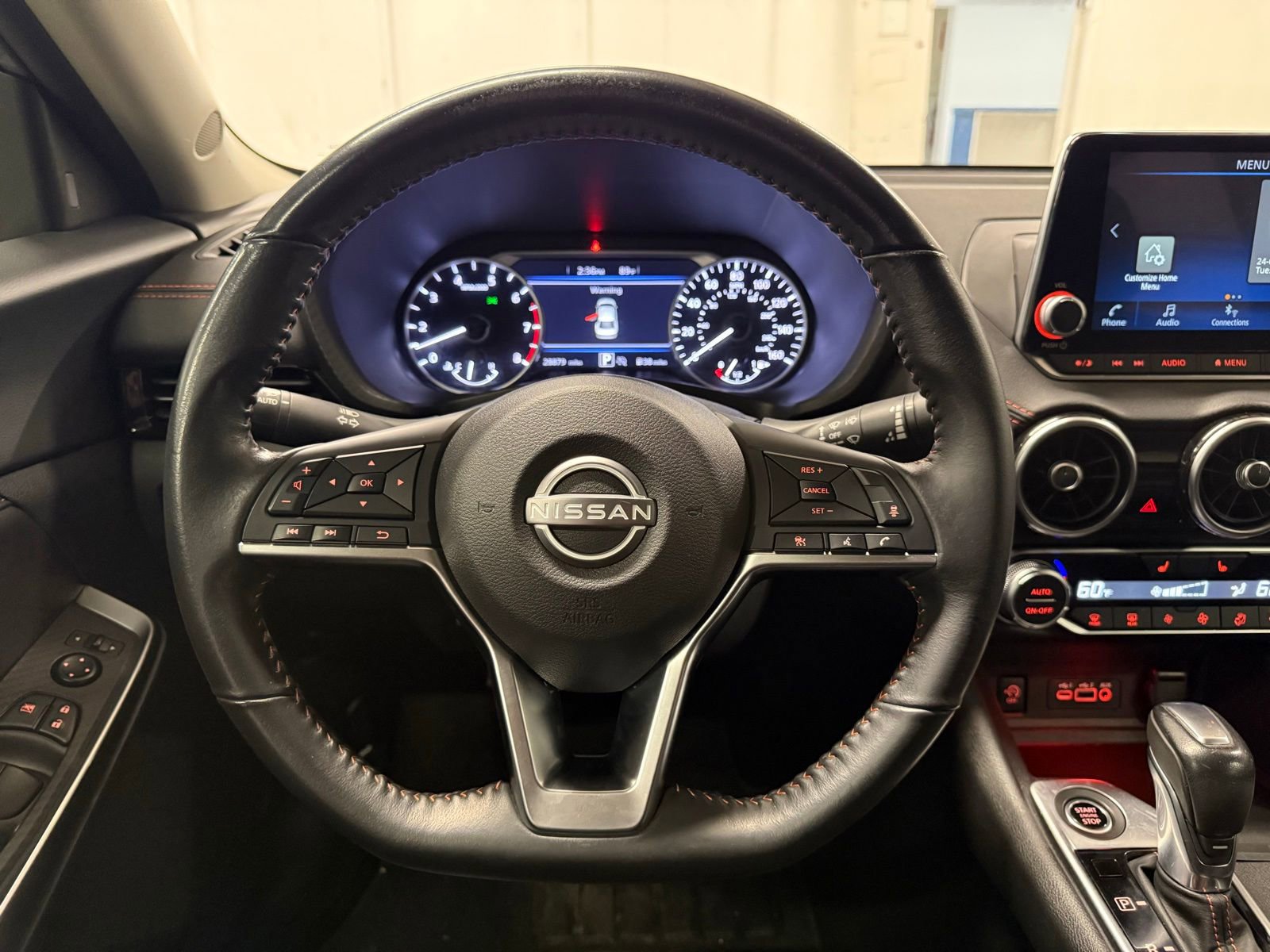 Used 2024 Nissan Sentra SR FWD image 11