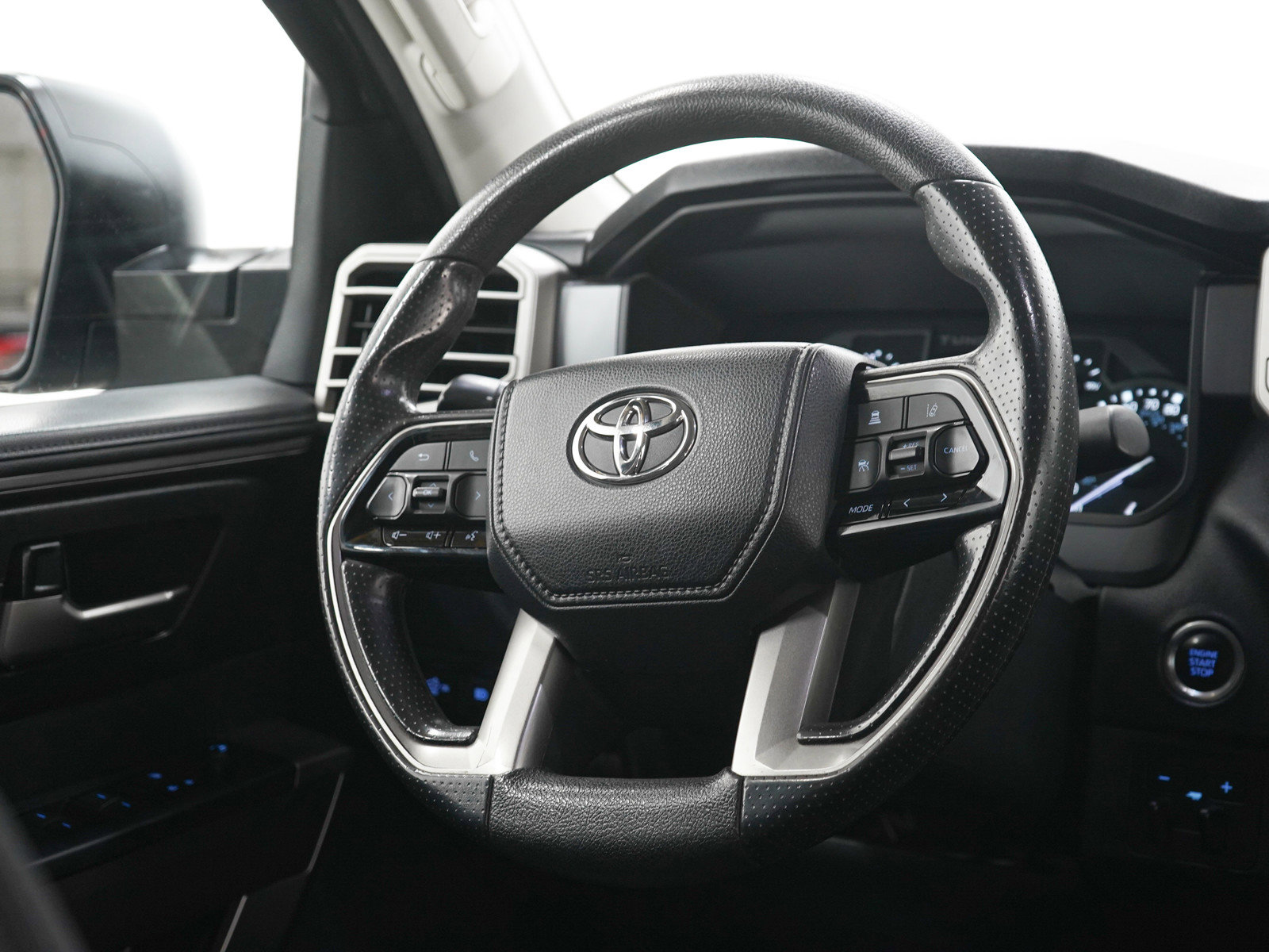 Used 2023 Toyota Tundra SR5 AWD/4WD image 14