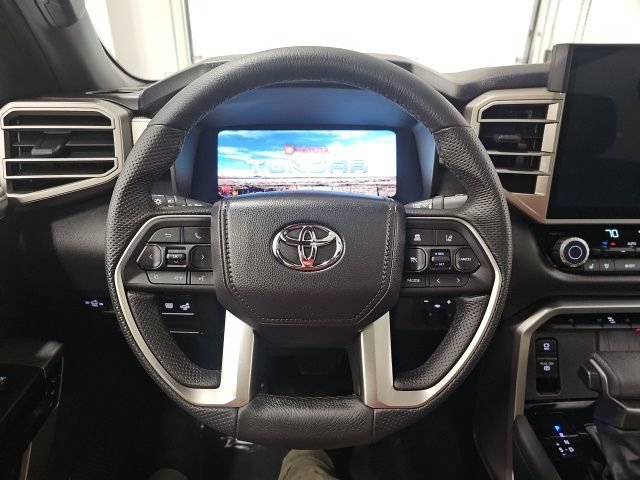 Used 2026 Toyota Tundra Limited AWD/4WD image 17