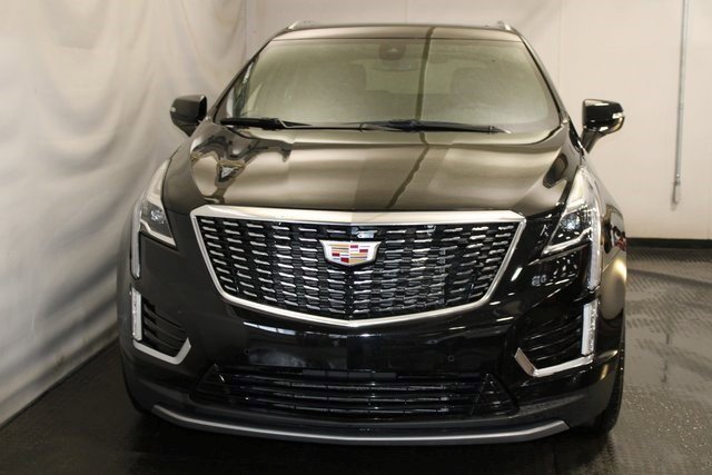 Certified 2025 Cadillac XT5 Premium Luxury image 3