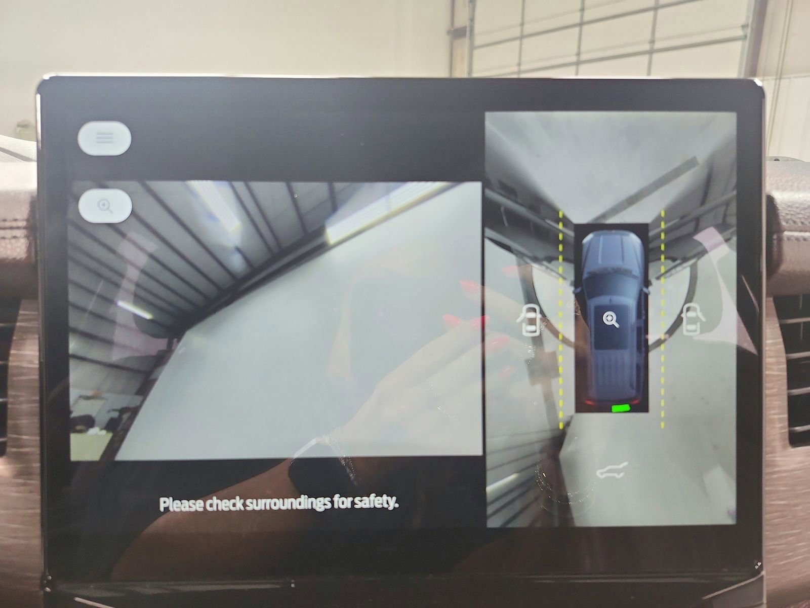 Used 2024 Ford Expedition Limited image 29