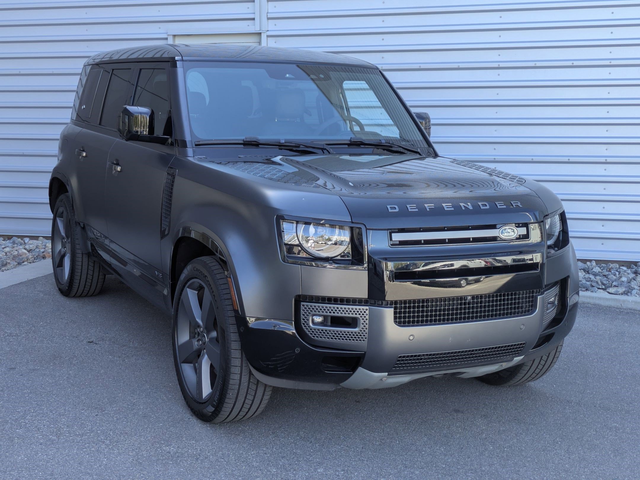 Used 2024 Land Rover Defender 110 Carpathian Edition AWD/4WD image 3