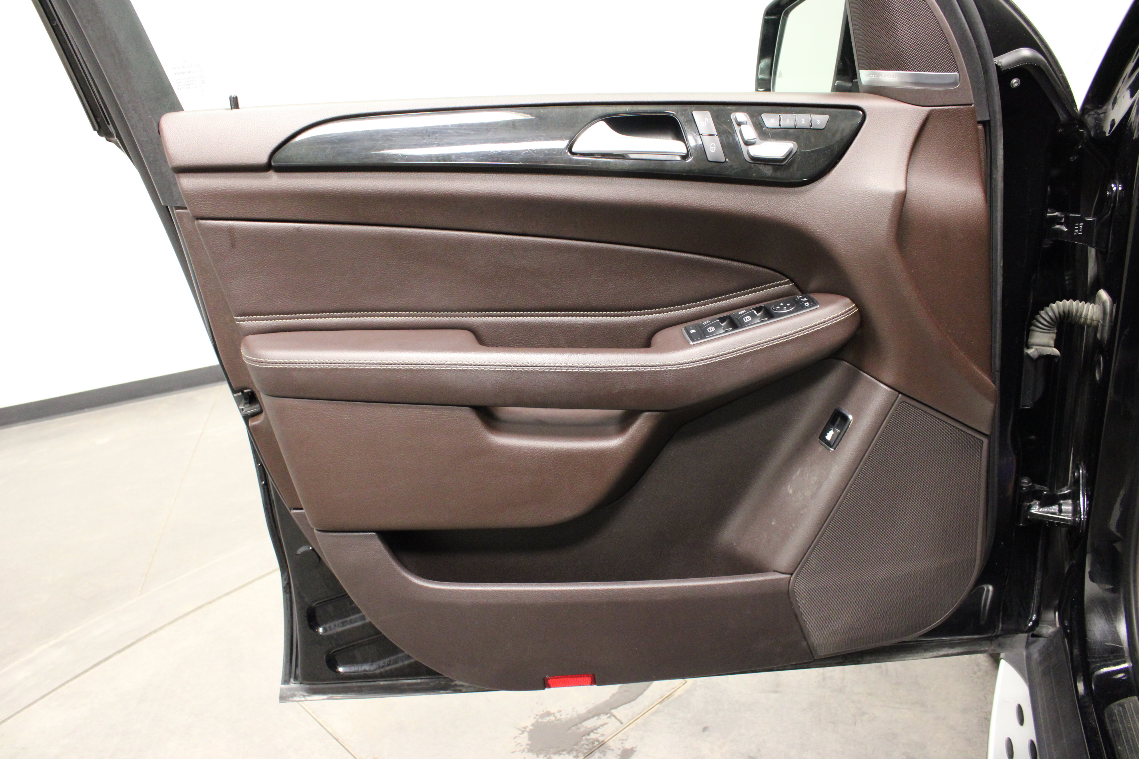 Used 2017 Mercedes-Benz GLE 350 image 17