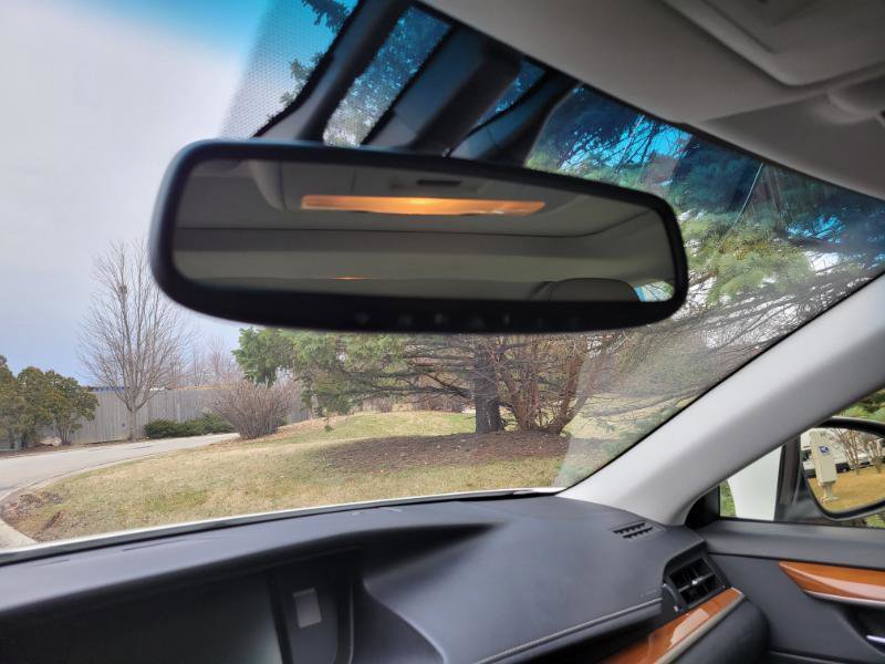 Used 2015 Lexus ES 300h w/ Navigation System Package image 23