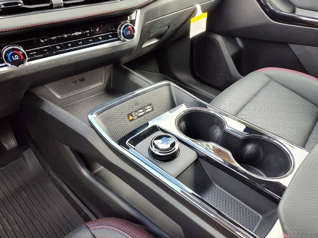 New 2026 Chevrolet Equinox RS w/ Safety and Technology Package image 14