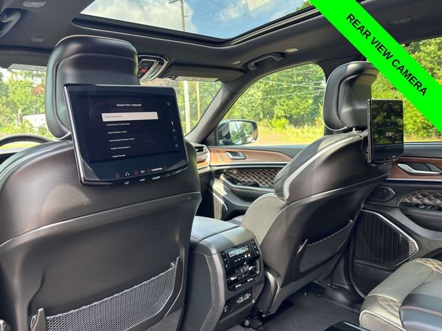 Used 2023 Jeep Grand Cherokee L Summit w/ Rear Seat Video Group I AWD/4WD image 30