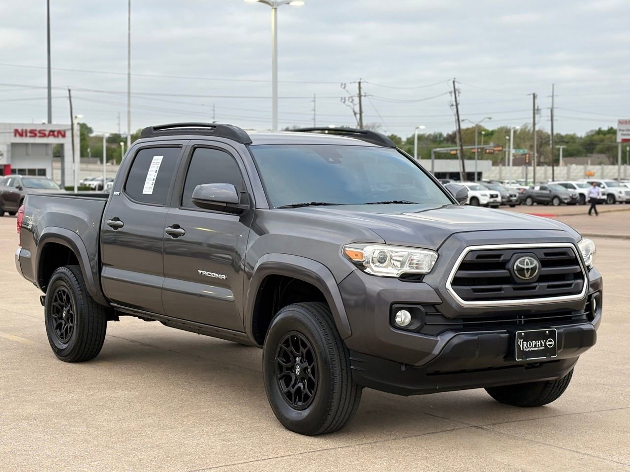 Used 2019 Toyota Tacoma SR5 AWD/4WD image 5