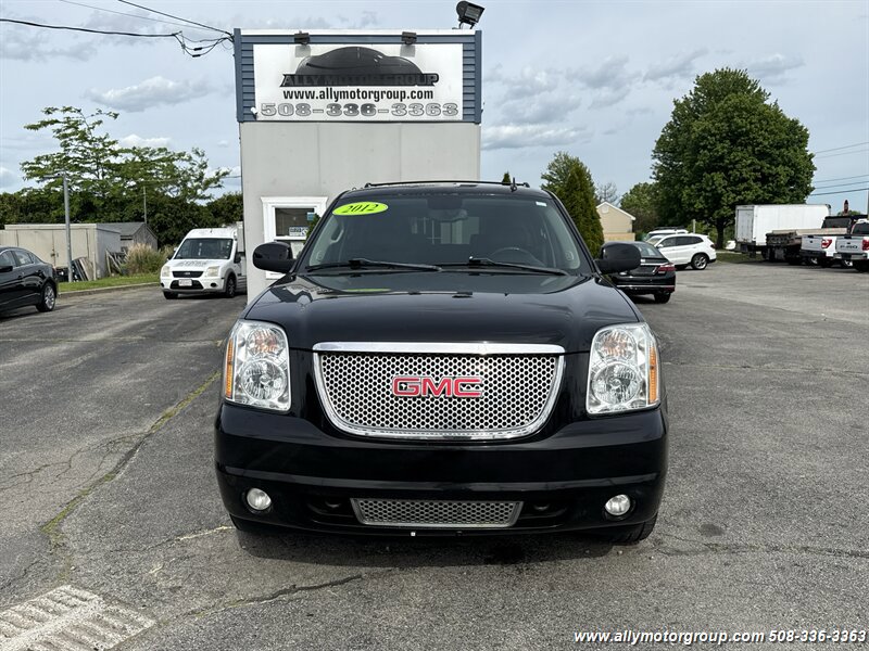 Used 2012 GMC Yukon Denali AWD/4WD image 2
