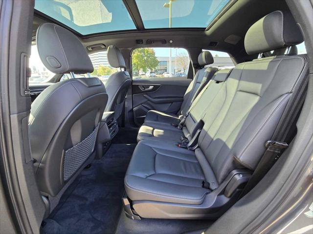 Certified 2025 Audi Q7 2.0T Premium w/ Convenience Plus Package AWD/4WD image 17