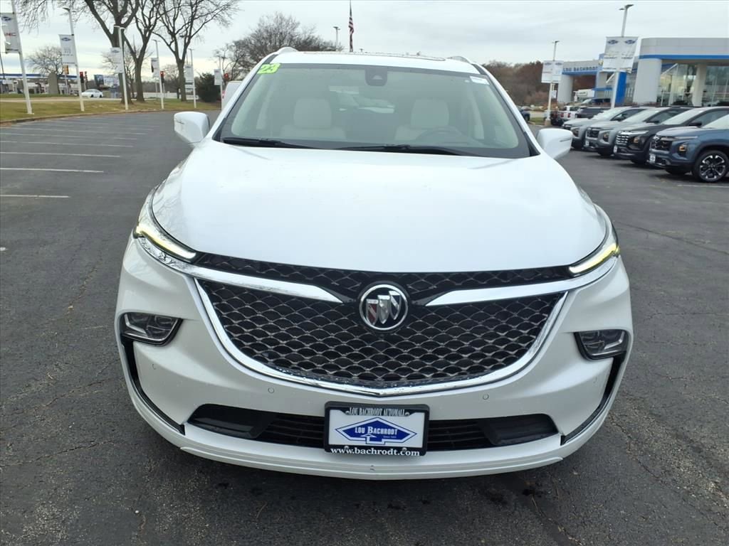Used 2023 Buick Enclave Avenir w/ Avenir Technology Package image 2