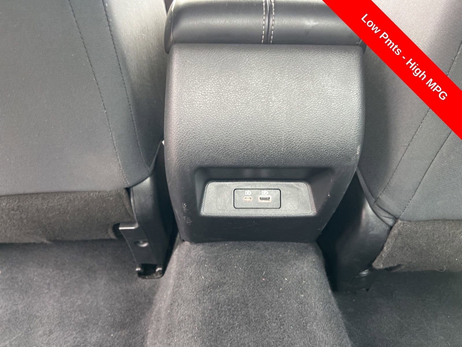 Used 2024 Nissan Altima 2.5 SV FWD image 19