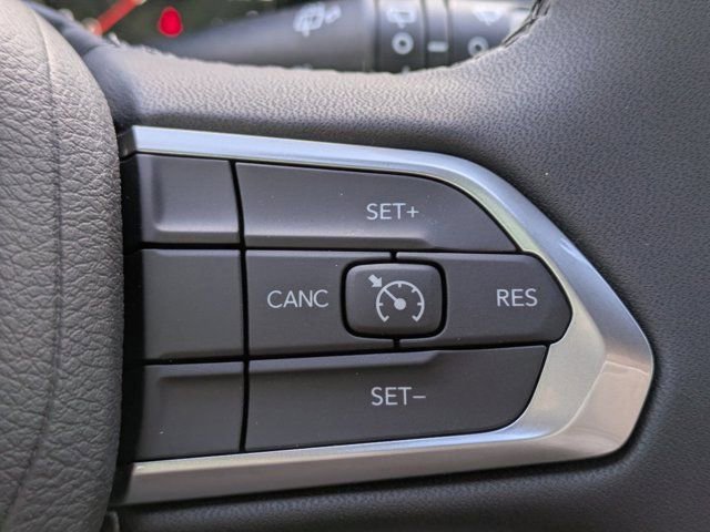 New 2026 Jeep Compass Latitude w/ Sun and Sound Group image 23