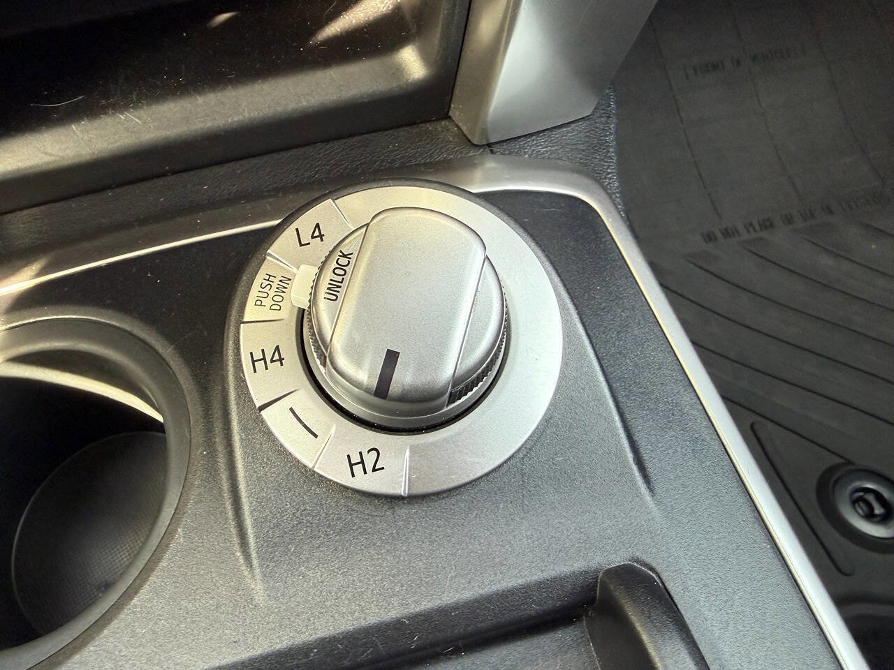 Used 2016 Toyota 4Runner SR5 image 22