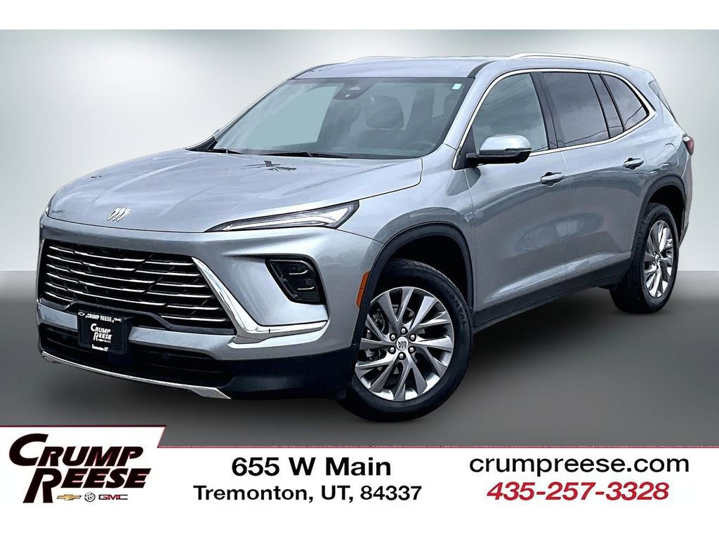 Used 2025 Buick Enclave Preferred AWD/4WD image 1