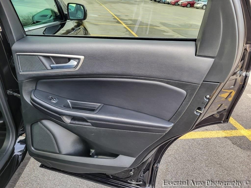 Used 2023 Ford Edge SEL image 28