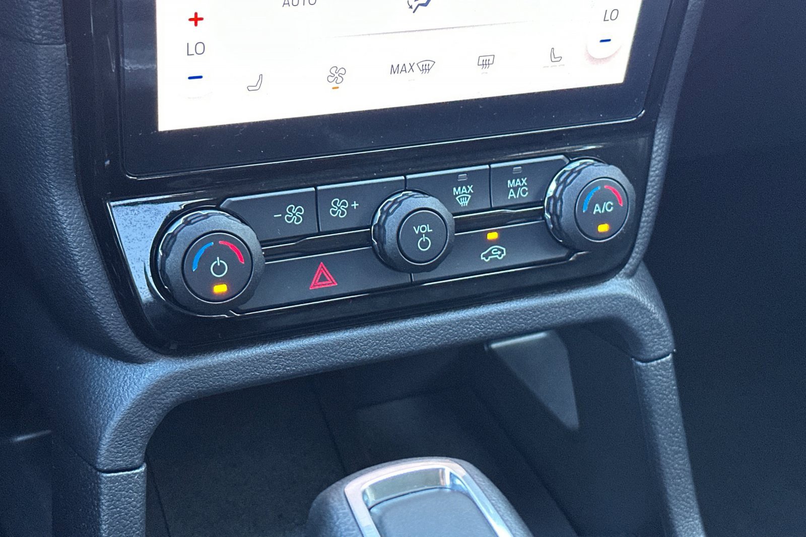 New 2025 Ford Ranger XLT w/ Equipment Group 301A High image 19