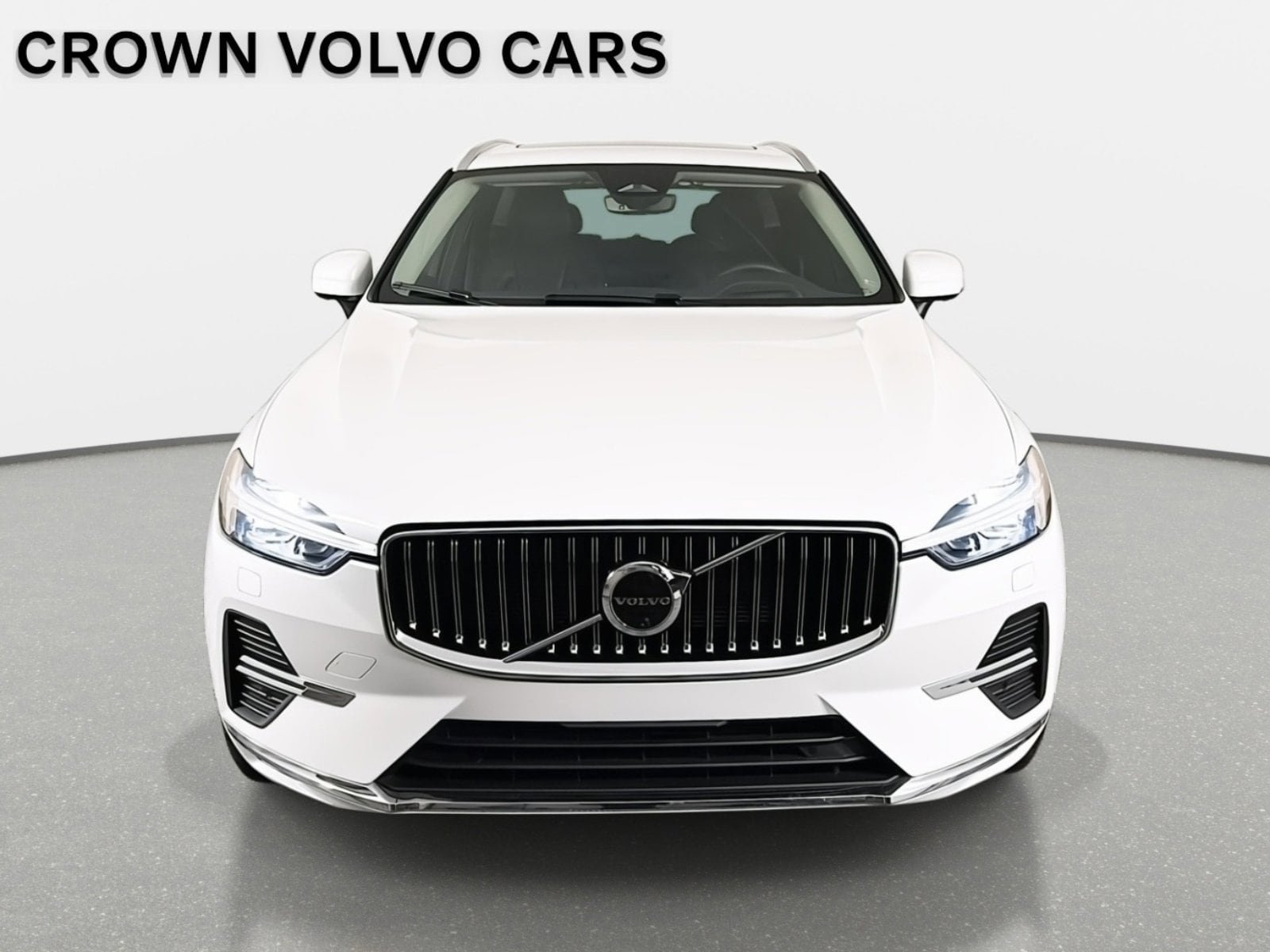 Used 2023 Volvo XC60 B5 Ultimate w/ Climate Package FWD image 2