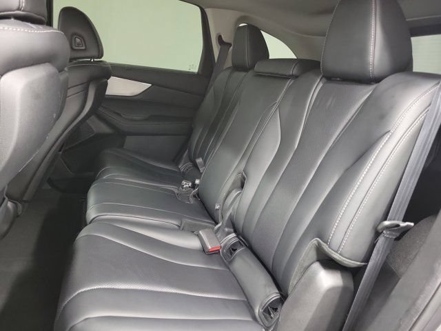 Used 2023 Acura MDX w/ Technology Package FWD image 11