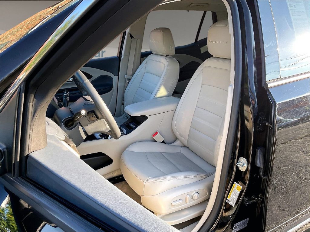 Used 2023 GMC Terrain Denali AWD/4WD image 10