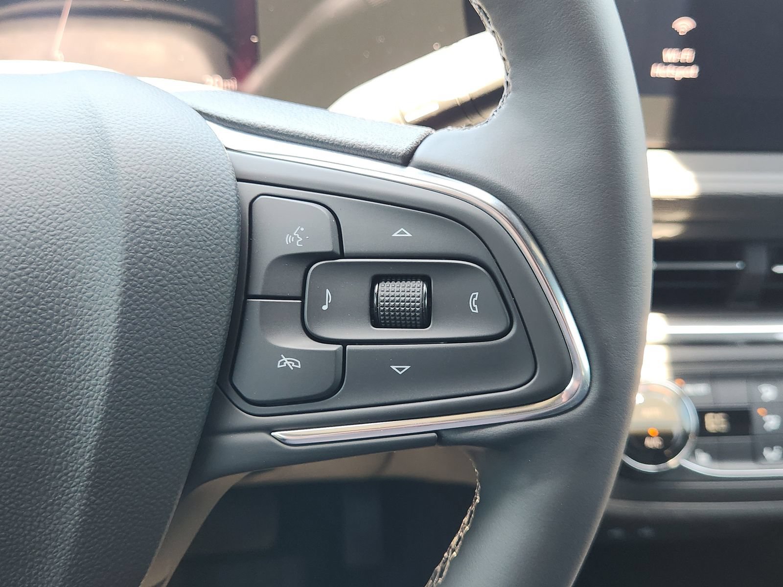 New 2026 Buick Envista Sport Touring w/ Convenience I Package FWD image 33