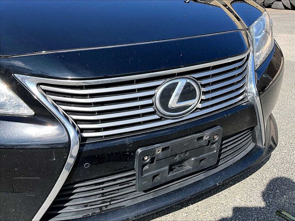 Used 2015 Lexus ES 350 w/ Ultra Luxury Package image 25