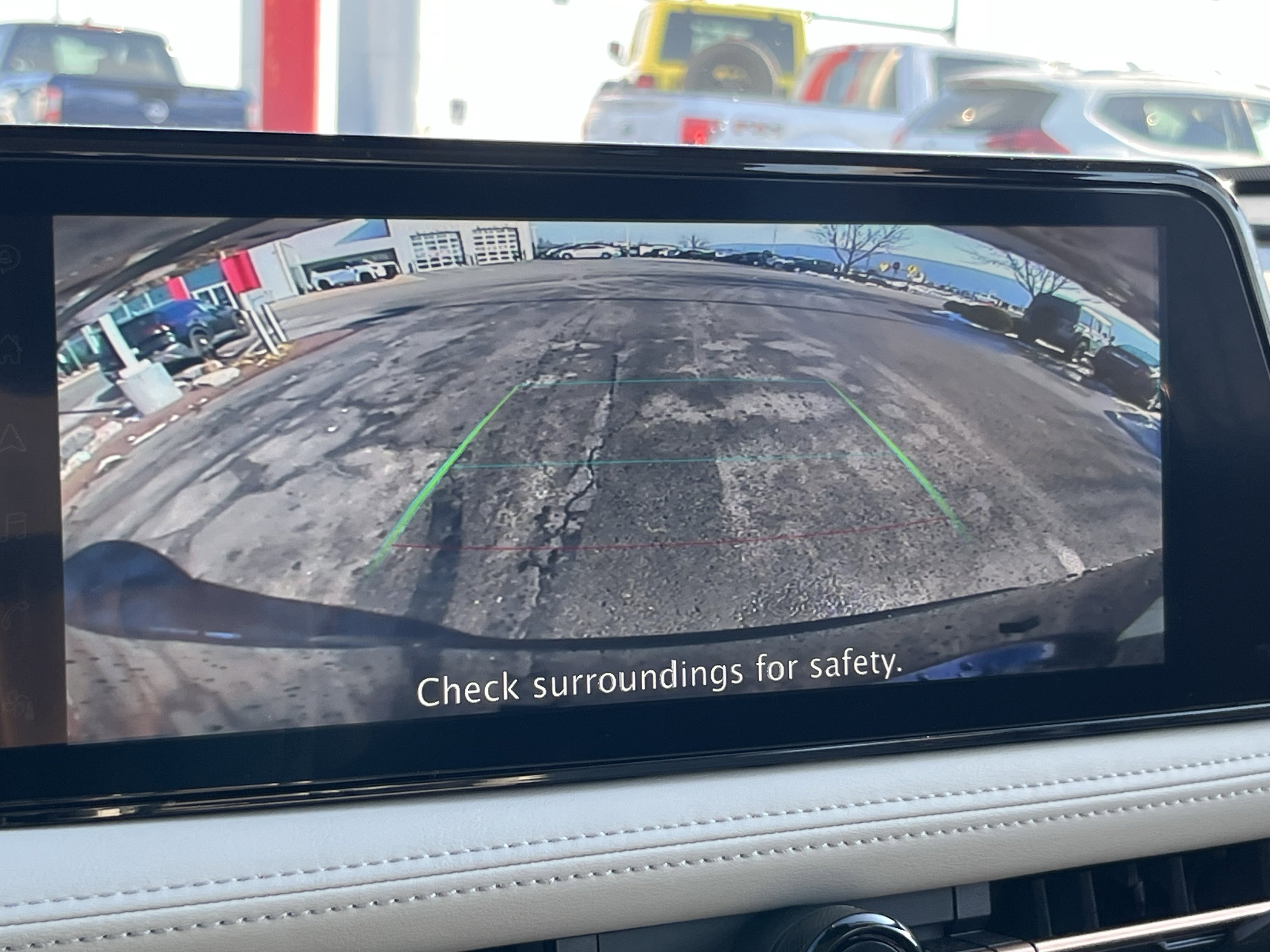 Used 2023 Nissan Ariya AWD image 30