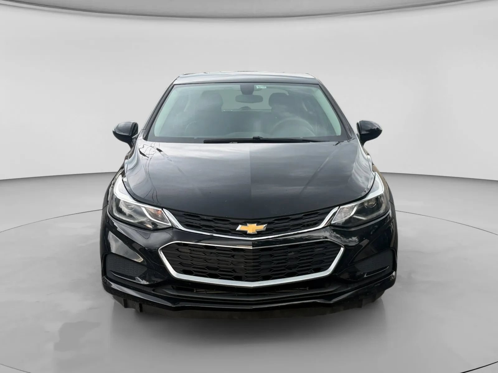 Used 2017 Chevrolet Cruze LT w/ Convenience Package FWD image 8