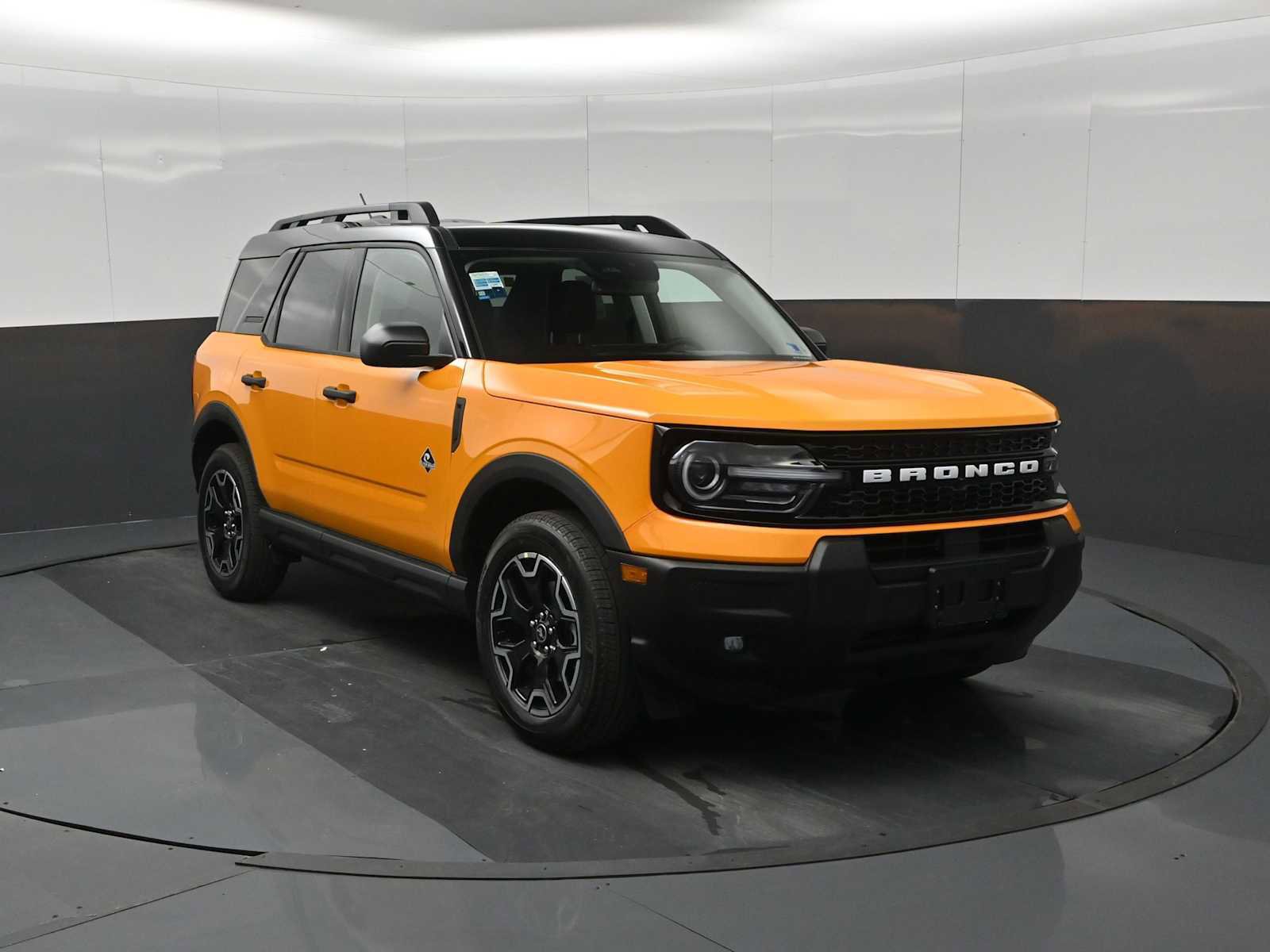 New 2026 Ford Bronco Sport Outer Banks image 2