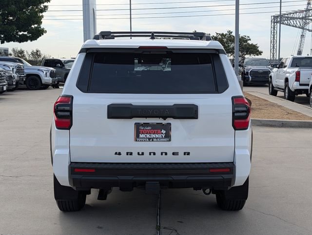 Used 2025 Toyota 4Runner SR5 AWD/4WD image 7