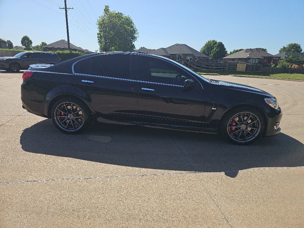 Used 2017 Chevrolet SS RWD image 7