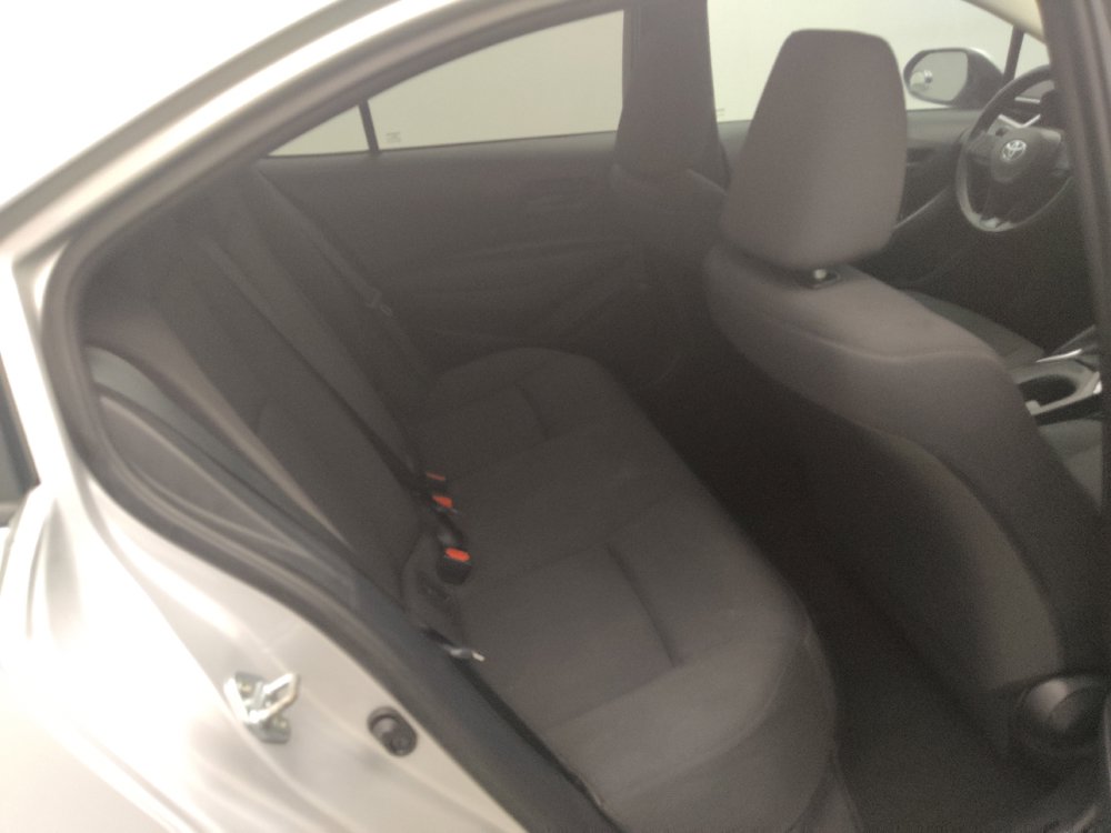 Used 2025 Toyota Corolla LE FWD image 19