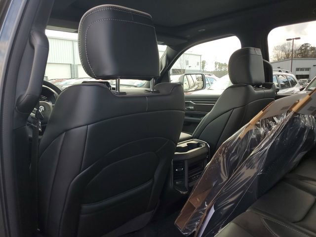 New 2026 RAM 1500 Laramie AWD/4WD image 15
