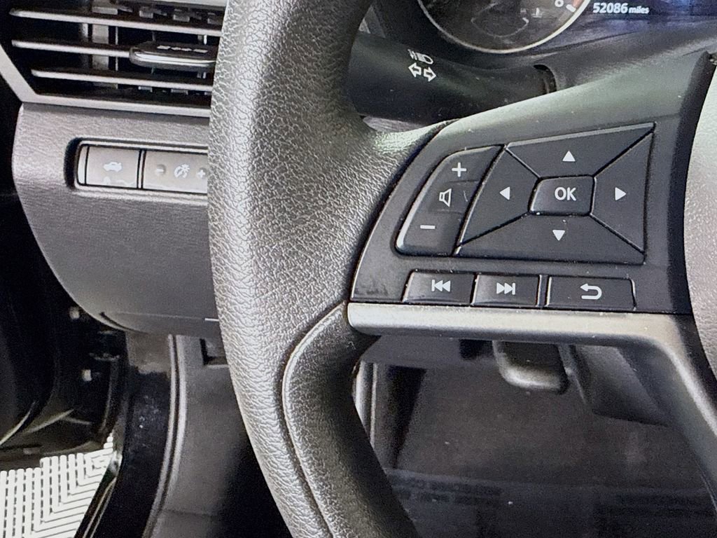 Used 2022 Nissan Altima 2.5 SV image 19