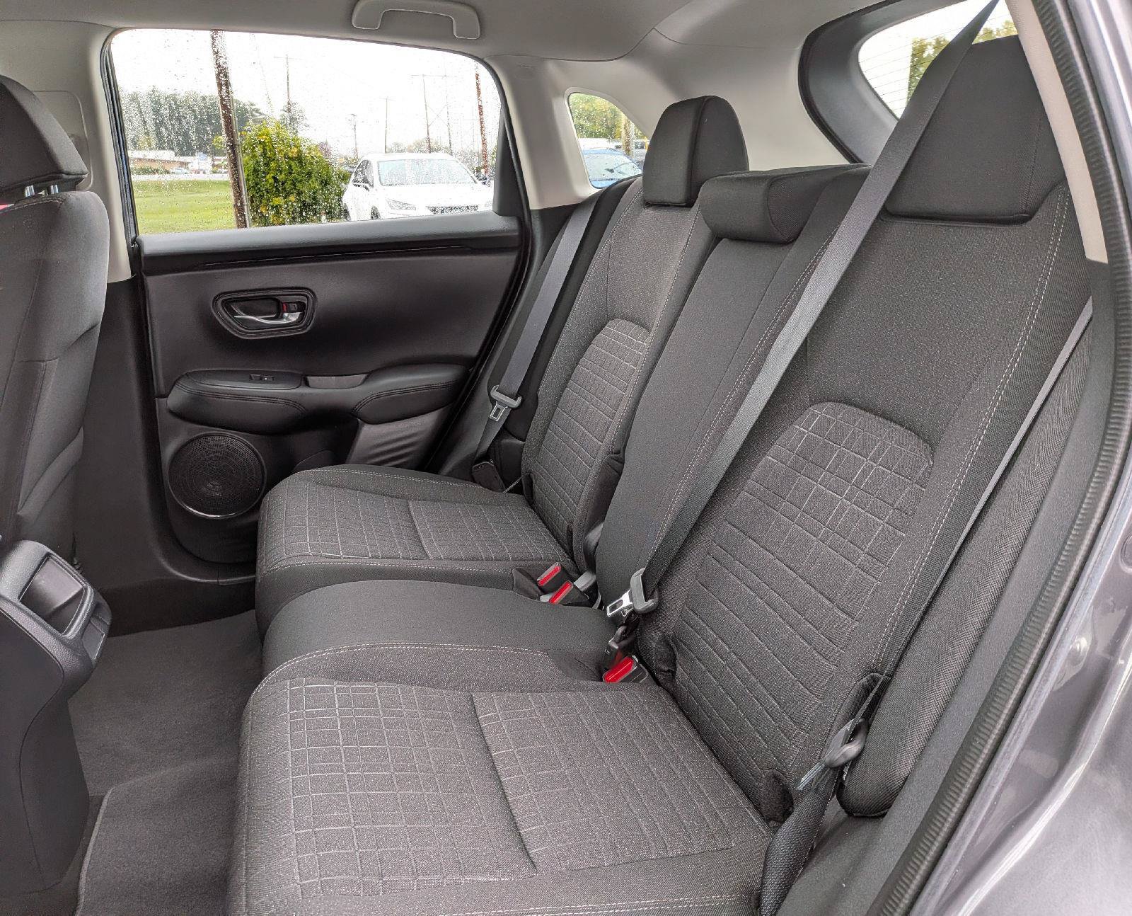 Certified 2024 Honda HR-V LX image 22