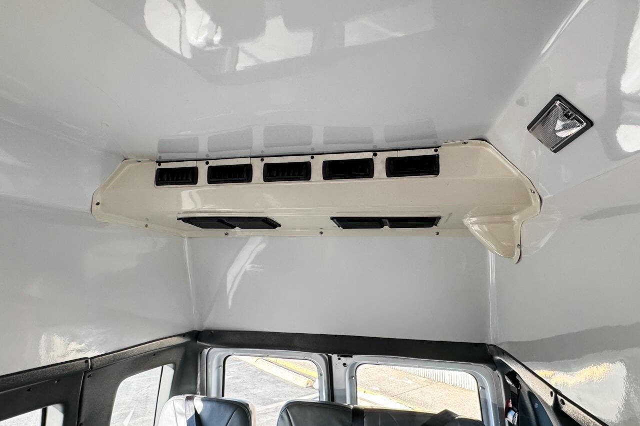 Used 2011 Ford E-350 and Econoline 350 Extended Super Duty w/ PWR Group image 30