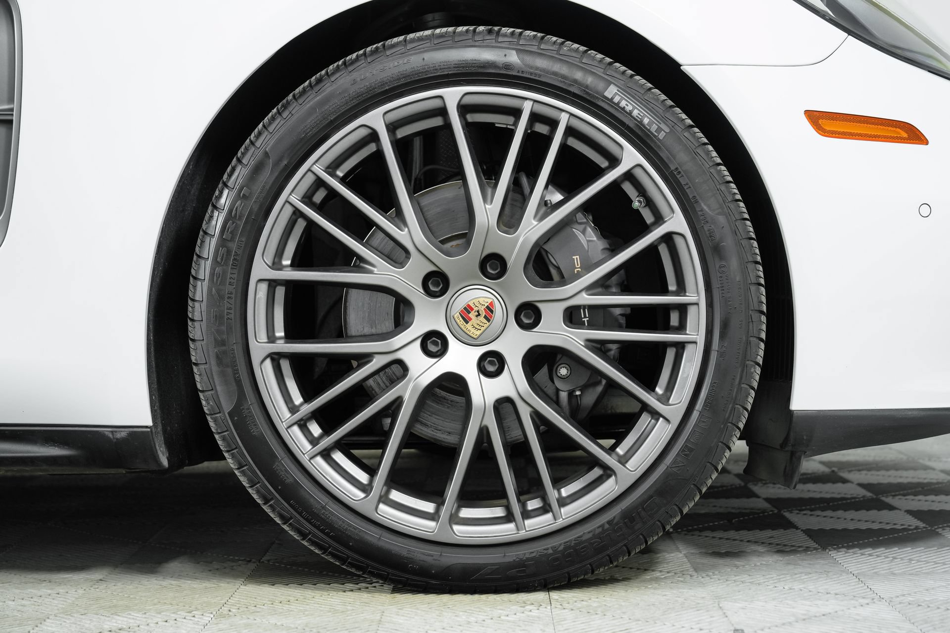 Used 2023 Porsche Panamera Platinum Edition RWD image 46