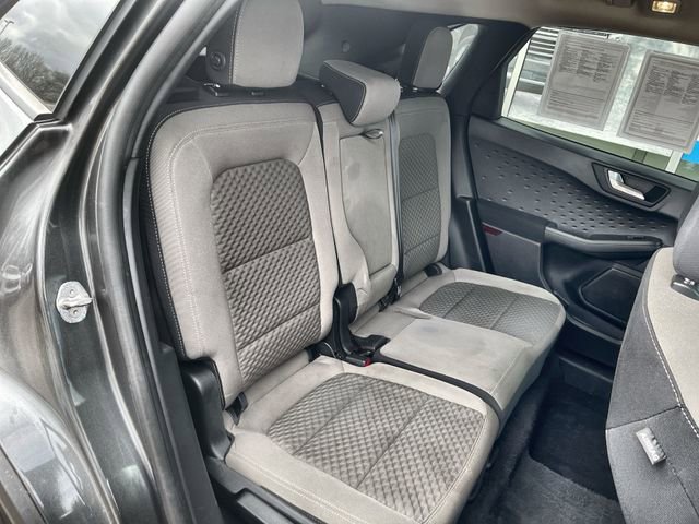 Used 2020 Ford Escape SE image 25