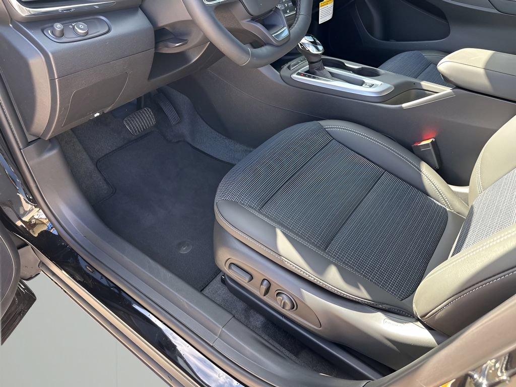 New 2026 Buick Envista Sport Touring w/ Convenience I Package FWD image 32