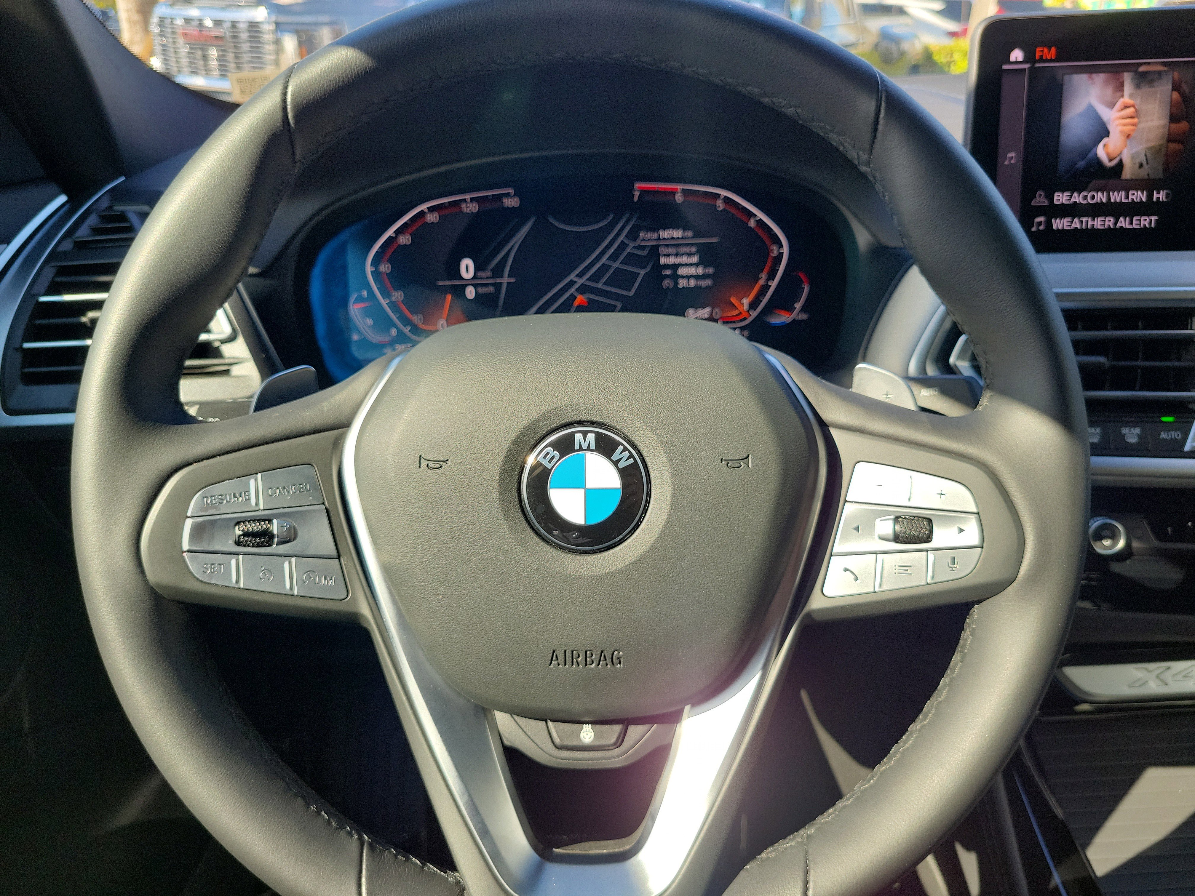 Used 2025 BMW X4 xDrive30i image 21