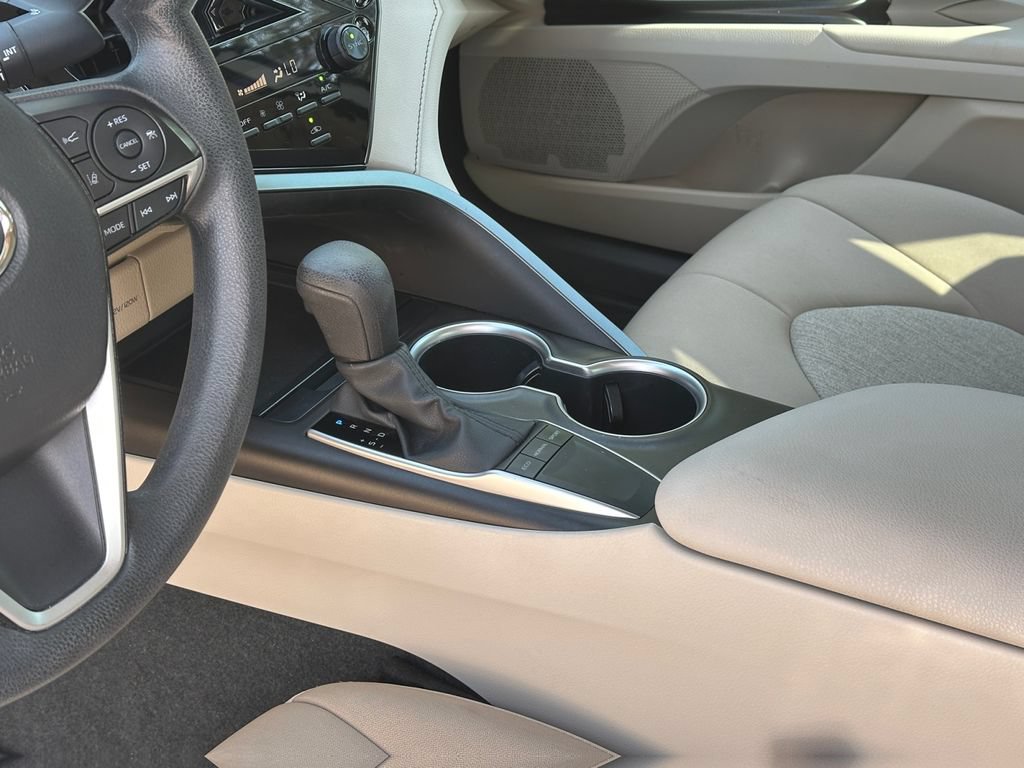 Used 2023 Toyota Camry LE FWD image 18