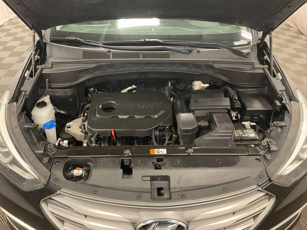 Used 2018 Hyundai Santa Fe Sport image 15