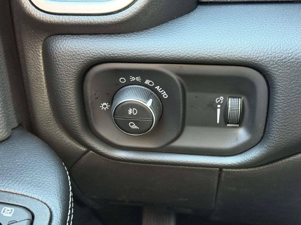 New 2026 RAM 3500 Big Horn AWD/4WD image 27