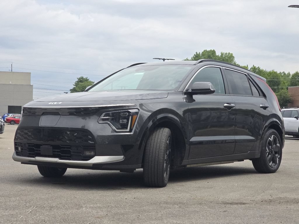 Used 2023 Kia Niro Wave w/ Wave Preserve Package FWD image 13