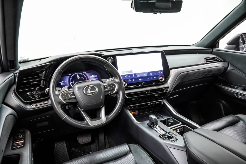 Used 2024 Lexus TX 350 AWD w/ Technology Package image 4