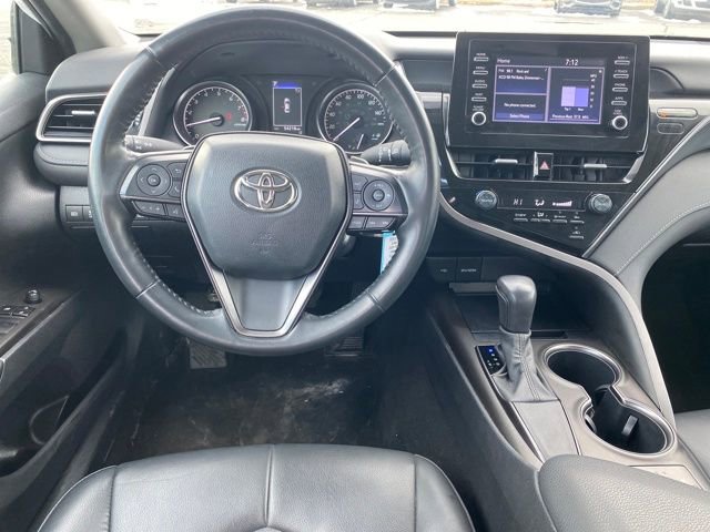 Used 2023 Toyota Camry SE FWD image 7