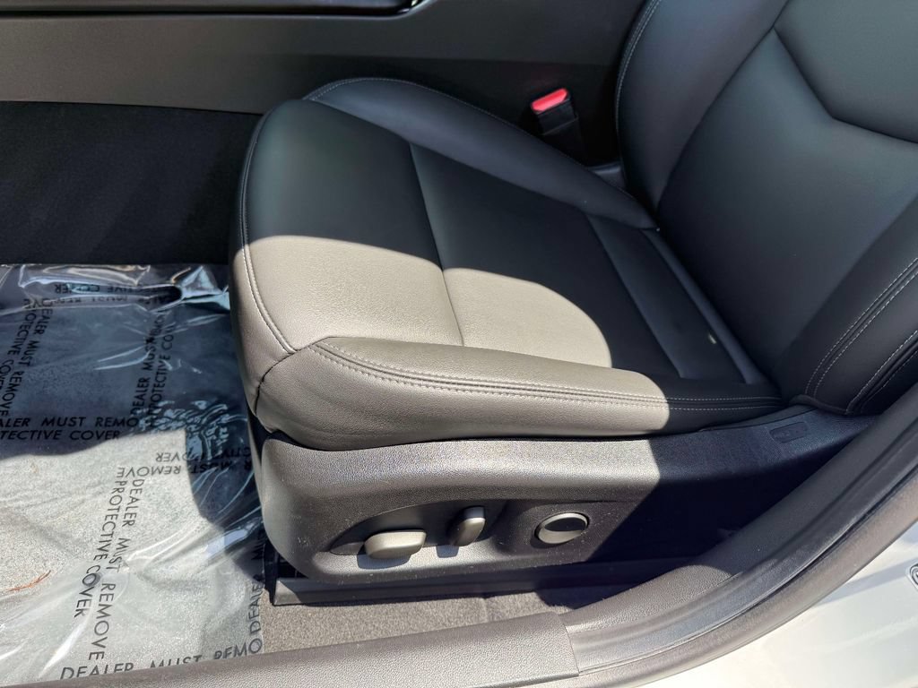 Used 2021 Cadillac CT4 Luxury RWD image 3