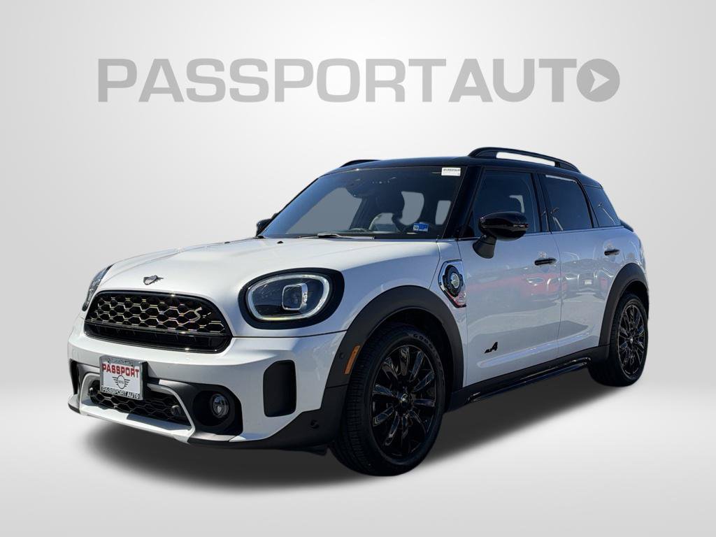 Used 2023 MINI Cooper Countryman SE w/ Storage Package AWD/4WD image 1