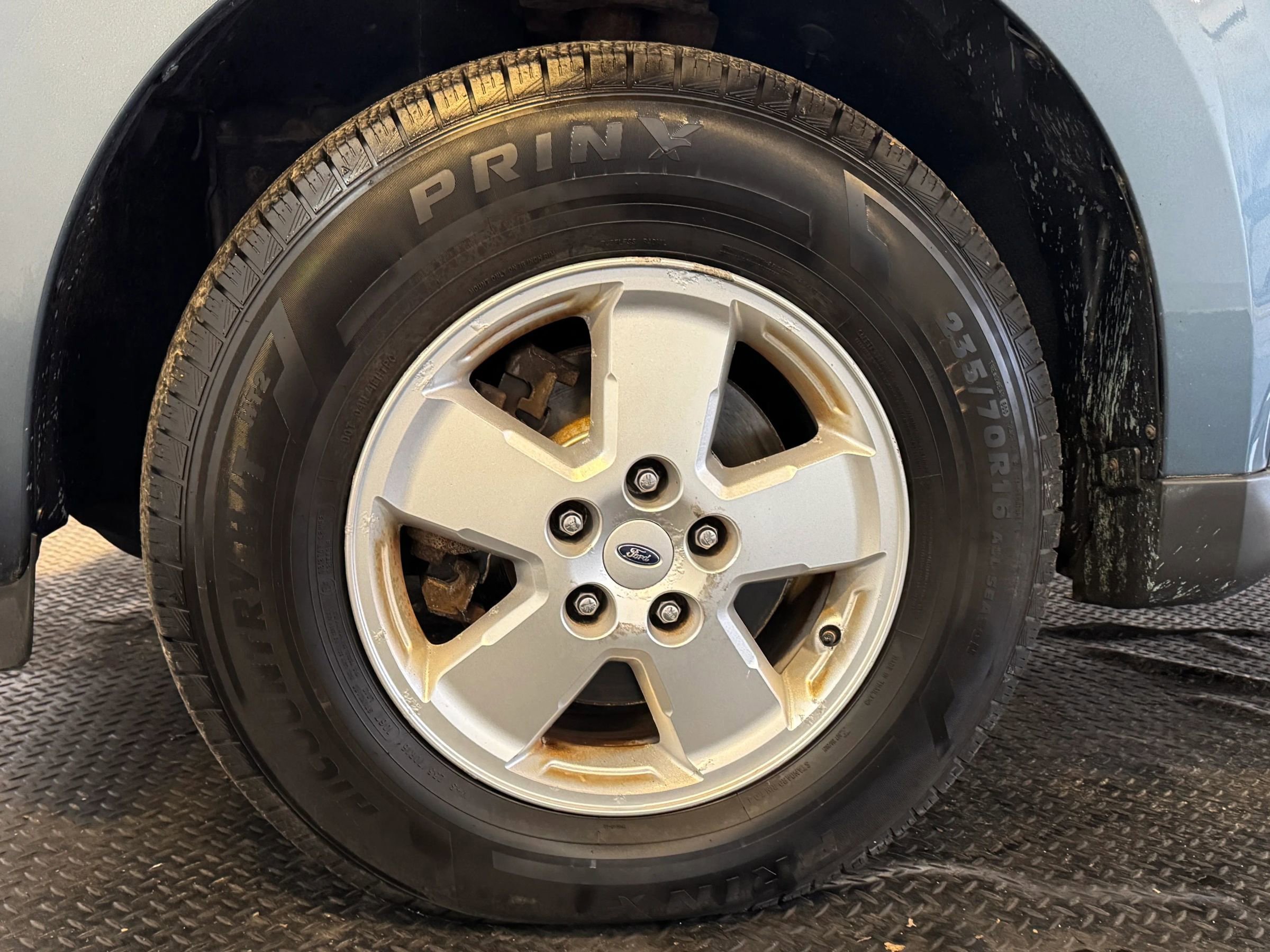 Used 2010 Ford Escape XLT image 9