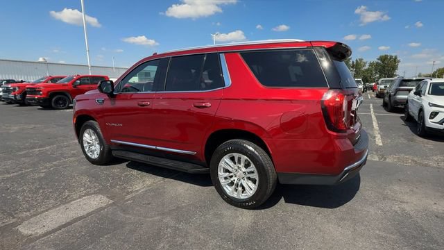 Used 2023 GMC Yukon SLT AWD/4WD image 6